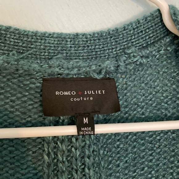 NWOT Romeo + Juliet Long Knit Cardigan - Picture 4 of 5
